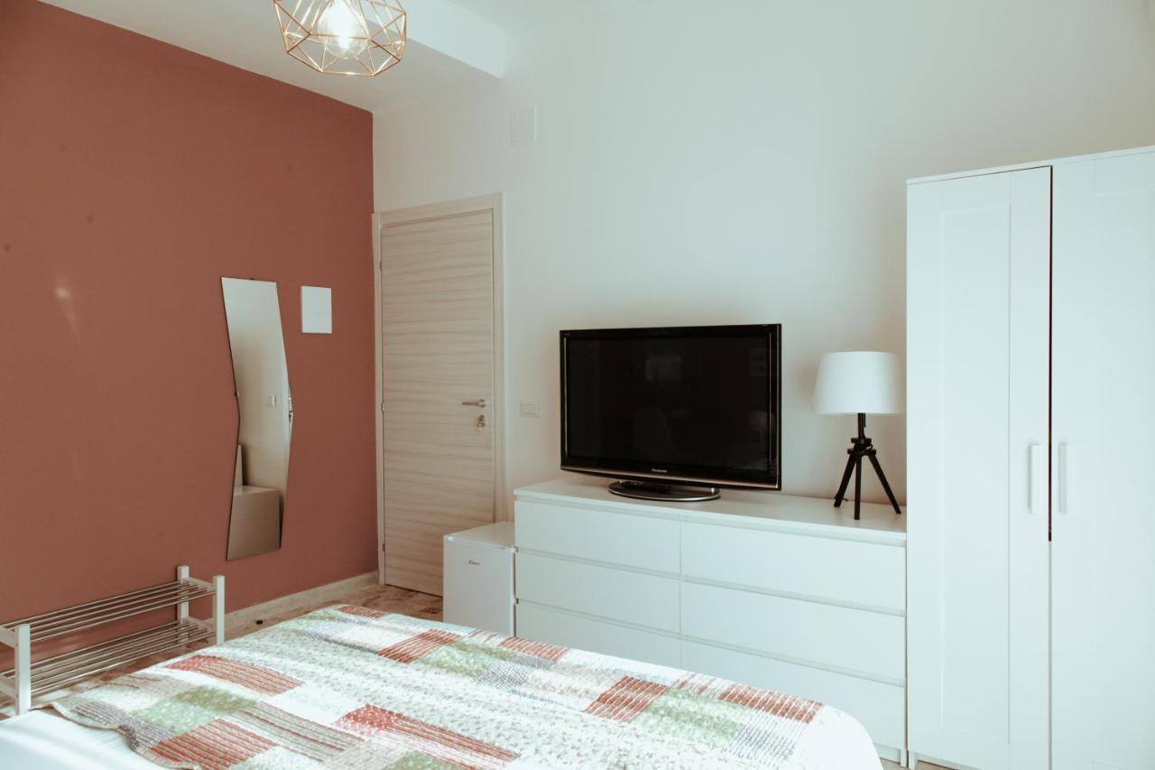 Sostanza - Rooms In Catania Luaran gambar