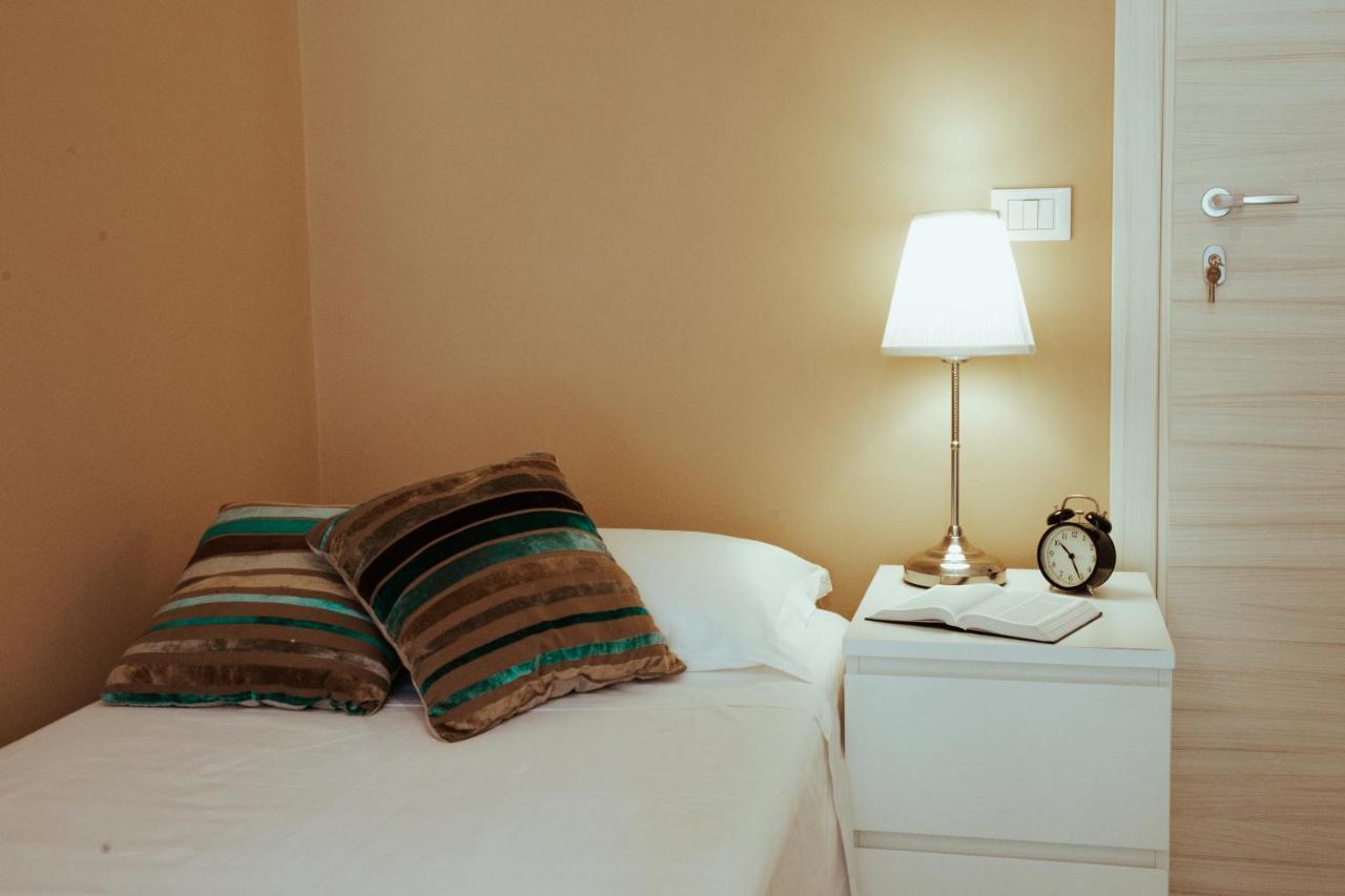 Sostanza - Rooms In Catania Luaran gambar